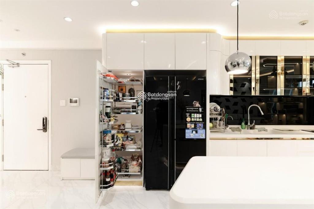 Bán căn hộ richstar, hòa bình tân phú dt 65m2  2pn hđmb, giá 3,8 tỷ  0899 874 *** mão