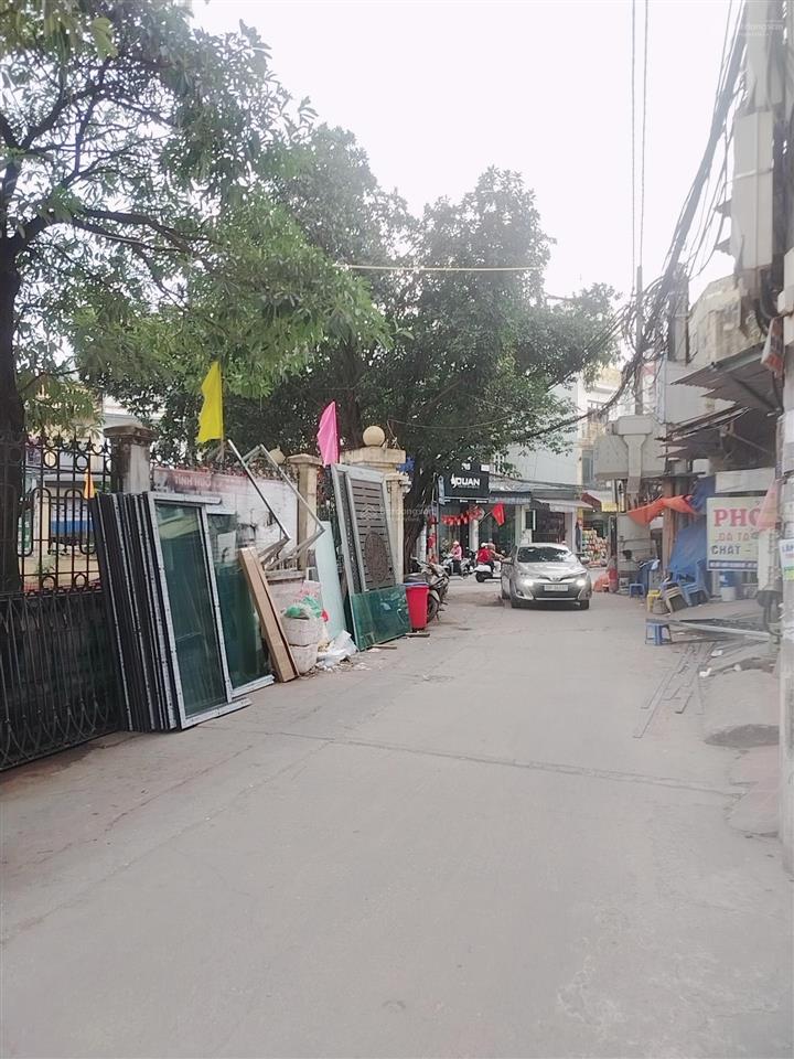 Bán nhà lĩnh nam  ngõ rộng  10m ra ô tô tránh  gần trường, chợ  nhà cổng riêng  giá 6.86 tỷ