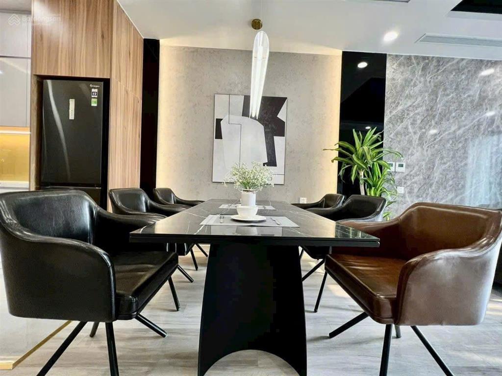 Siêu hiếm. bán căn 2 phòng ngủ helios  75 tam trinh, full nội thất, giá 5.1 tỷ  dt 71m2