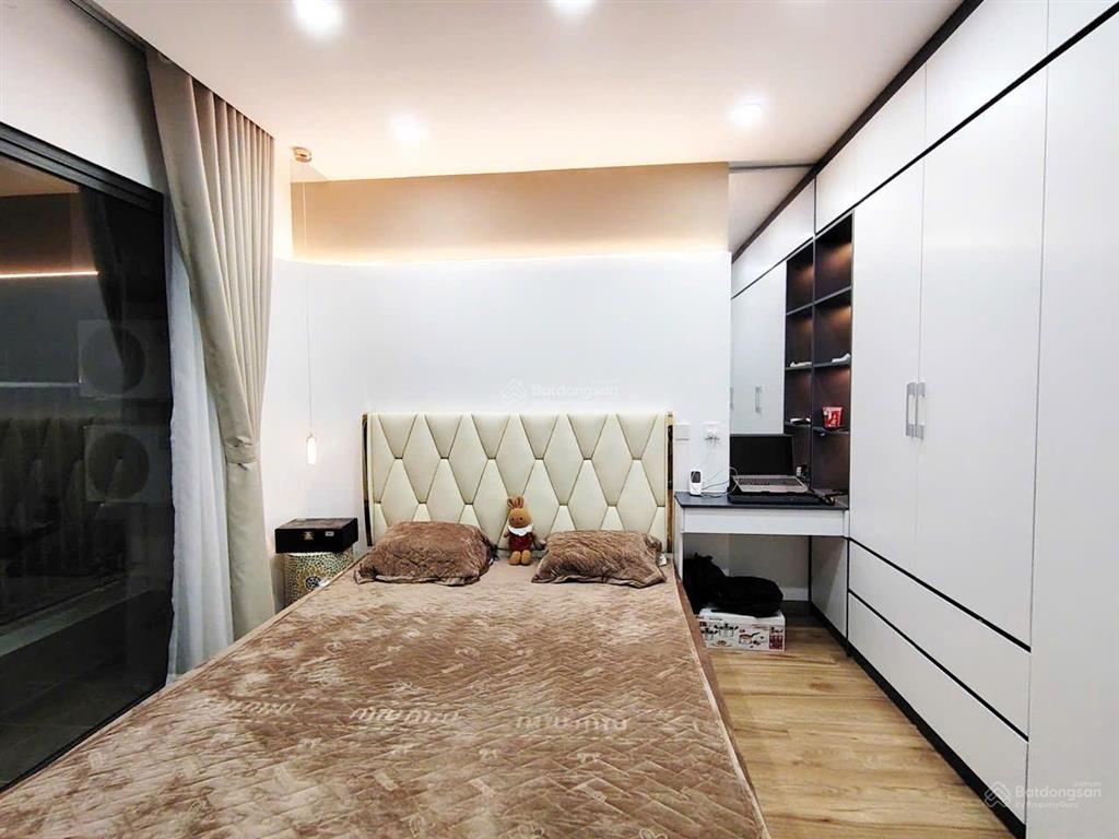 Siêu hiếm! bán căn 3 ngủ góc green park phương đông, dt 99,4m2, view hồ, giá 6,6 tỷ (giá hời tòa)