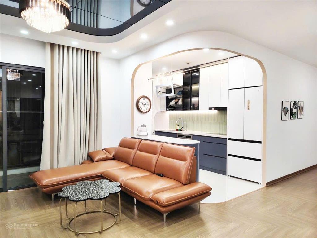 Siêu hiếm! bán căn 3 ngủ góc green park phương đông, dt 99,4m2, view hồ, giá 6,6 tỷ (giá hời tòa)