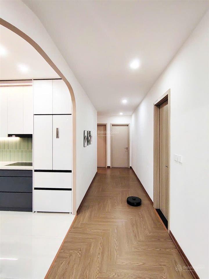 Siêu hiếm! bán căn 3 ngủ góc green park phương đông, dt 99,4m2, view hồ, giá 6,6 tỷ (giá hời tòa)