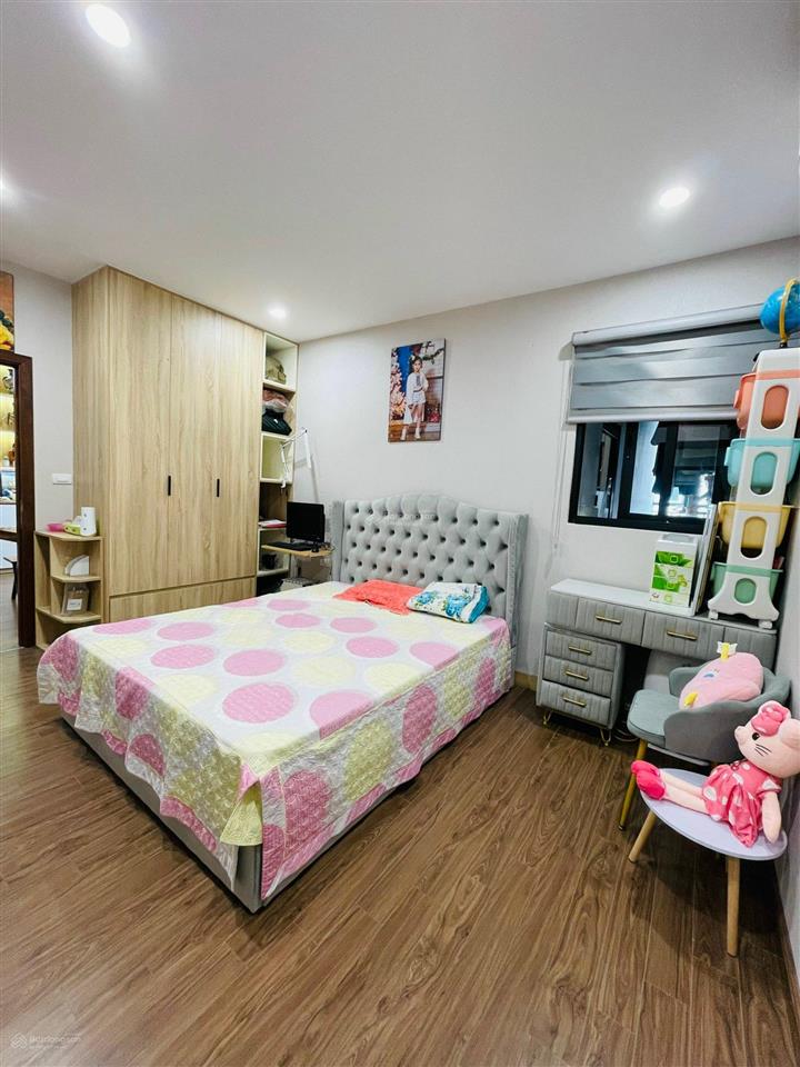 60m2 mà chỉ 4.5 tỷ! bán căn 2 p ngủ eco lake view  full nội thất đẹp, view thành phố đẹp, sẵn sổ