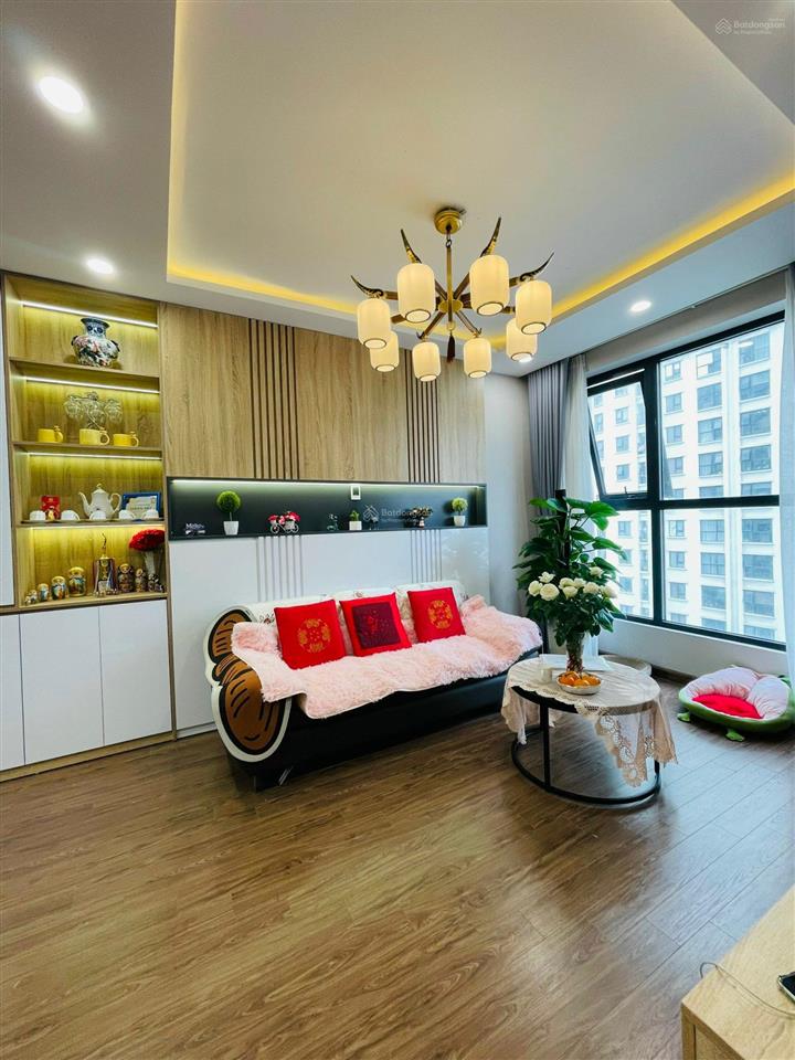 60m2 mà chỉ 4.5 tỷ! bán căn 2 p ngủ eco lake view  full nội thất đẹp, view thành phố đẹp, sẵn sổ