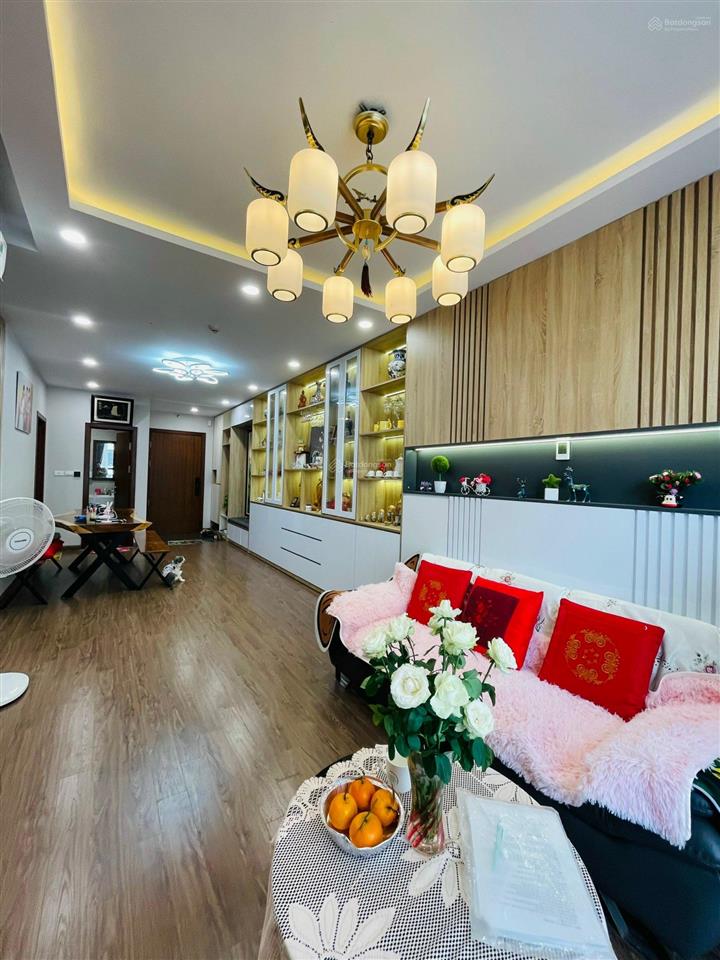 60m2 mà chỉ 4.5 tỷ! bán căn 2 p ngủ eco lake view  full nội thất đẹp, view thành phố đẹp, sẵn sổ