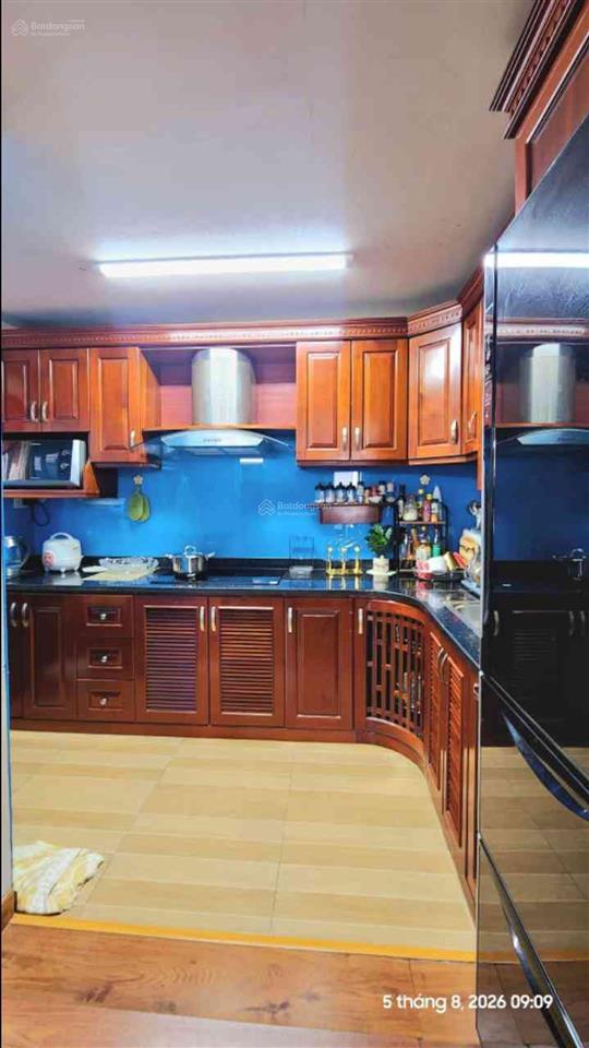 Bán căn hộ 197 trần phú hà đông, căn góc 3 mặt thoáng, 132m, 3pn có thể làm 4pn