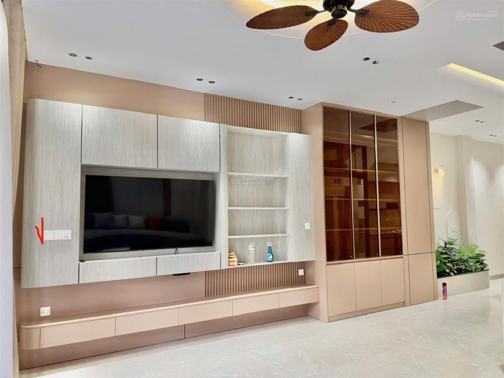 Nhà 3 tầng đẹp kđt mỹ gia thái hưng view công viên đường rộng 25m thang máy kính, chỉ 9 tỷ 500