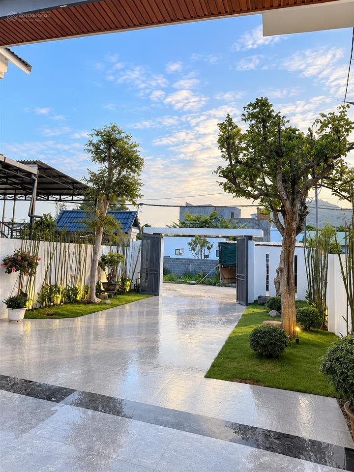 Siêu phẩm biệt thự 3 tầng mê đúc diên sơn, 218m full thổ, đường 8m  3 tỷ 780