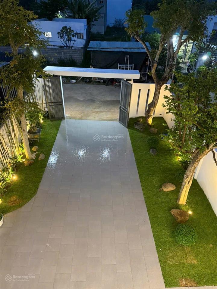 Siêu phẩm biệt thự 3 tầng mê đúc diên sơn, 218m full thổ, đường 8m  3 tỷ 780