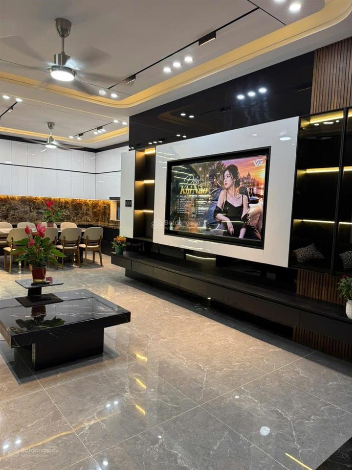 Siêu phẩm biệt thự 3 tầng mê đúc diên sơn, 218m full thổ, đường 8m  3 tỷ 780
