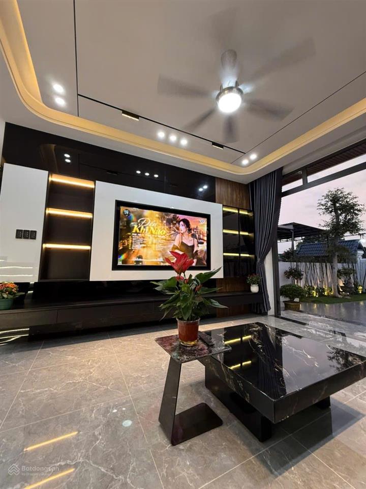 Siêu phẩm biệt thự 3 tầng mê đúc diên sơn, 218m full thổ, đường 8m  3 tỷ 780
