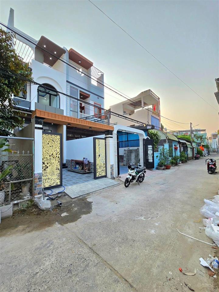 Nhà rẻ bình chánh 80m2 đầu tư sinh lời cho thuê giá cao