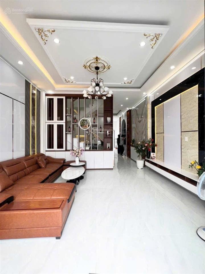 Chủ bán gấp nhà bình chánh 80m2 nhà mới vào ở liền
