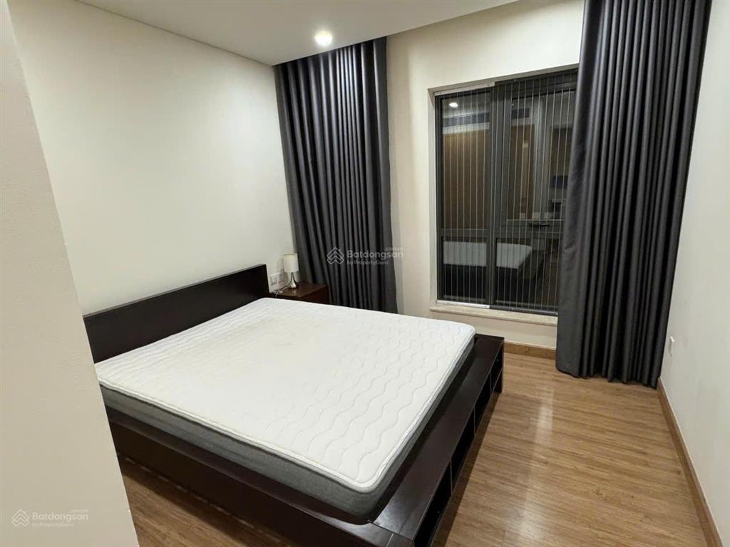 Bán gấp căn 2n 78m2 tầng trung sẵn sổ đỏ giá 9,x tỷ có thương lượng và quỹ 20 căn khác 0845 899 ***