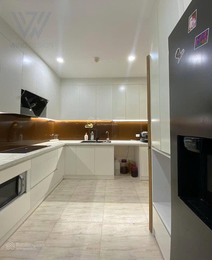 E tuấn bán nhanh căn 113m2 tầng trung tòa 901 view nội khu, đủ nội thất 17,5 tỷ  0845 899 ***
