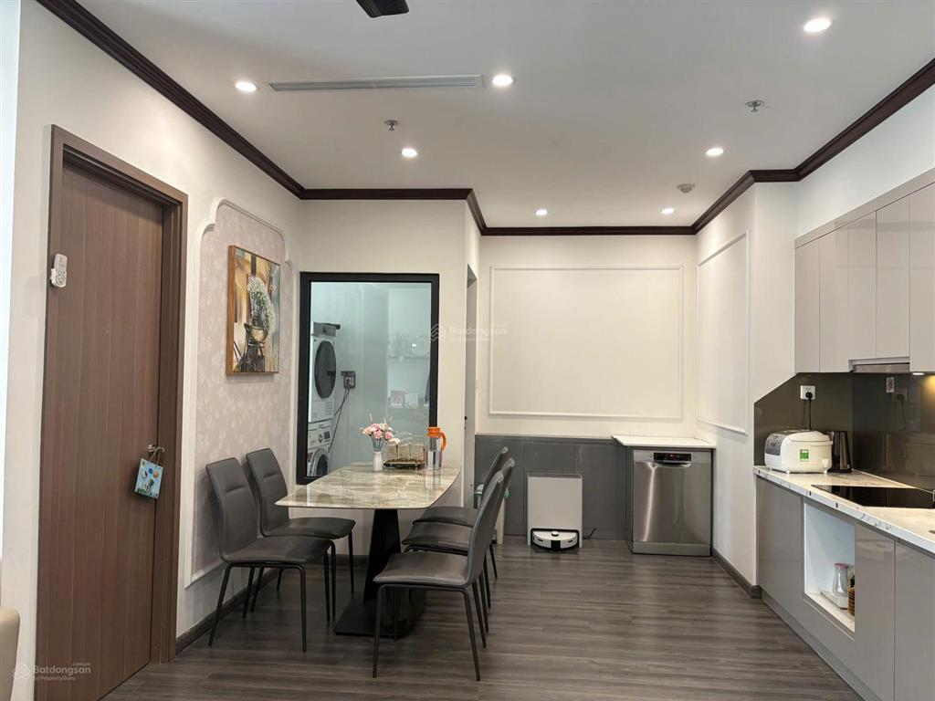 E tuấn bán gấp căn 4n3wc tại star tower giá 16,5 tỷ tầng trung sẵn sổ, xem nhà 24/7  0845 899 ***