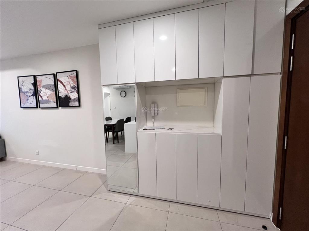 E tuấn cần cho thuê căn 2n 15tr tại 6th element, đủ đồ, a/c sẵn ở luôn, xem nhà 24/7 0845 899 ***