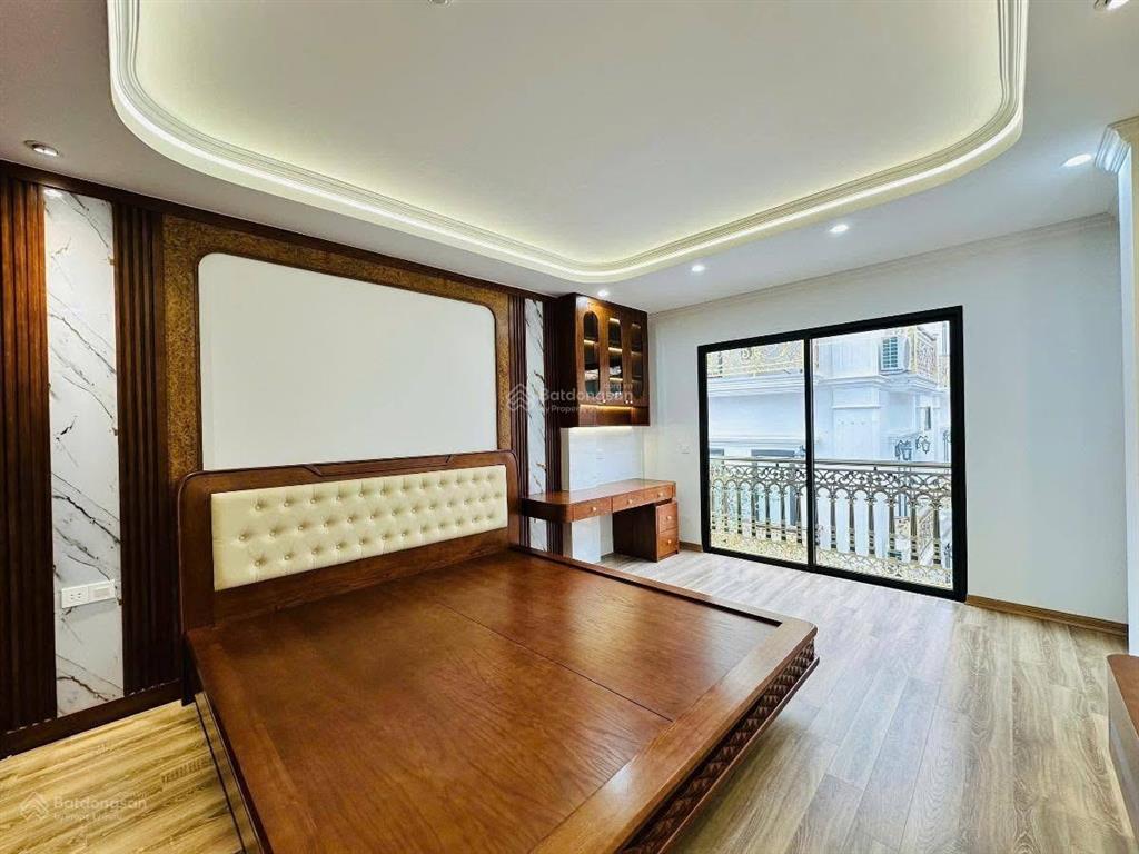 Siêu phẩm phân lô 7 tầng thang máy full nội thất, ô tô 45m, mt4m giá 21.7tỷ trần quốc hoàn cầu giấy