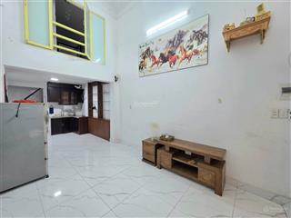 Cho thuê nhà nguyên căn phố đội cấn 40m2x3t, 2pn, 2vs full nội thất 9.5tr/tháng ngõ thông ô tô kd