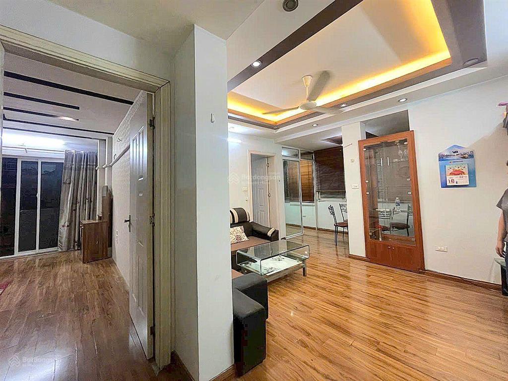 Cho thuê căn hộ khu 7,2ha vĩnh phúc ba đình dt 80m, 2 ngủ, 1 vs full nội thất giá 10,5 triệu/tháng