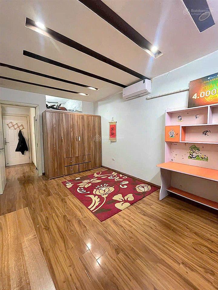 Cho thuê căn hộ khu 7,2ha vĩnh phúc ba đình dt 80m, 2 ngủ, 1 vs full nội thất giá 10,5 triệu/tháng