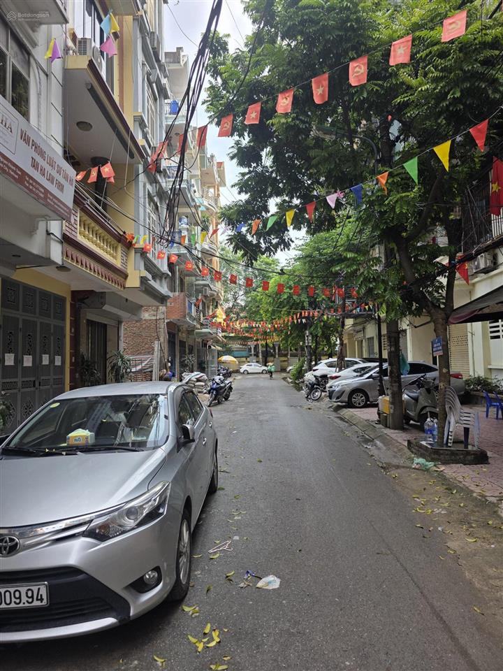 Cho thuê nhà 6 tầng ngõ 118 nguyễn khánh toàn, cầu giấy, ôtô tránh, kinh doanh dt 55m2, giá 23tr