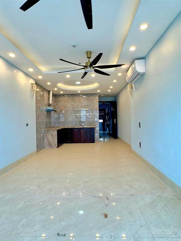 Vị trí kim cương mặt phố nghĩa tân cầu giấy kinh doanh đỉnh cao 60mx8t,mt4m giá 38 tỷ dt 70tr/tháng