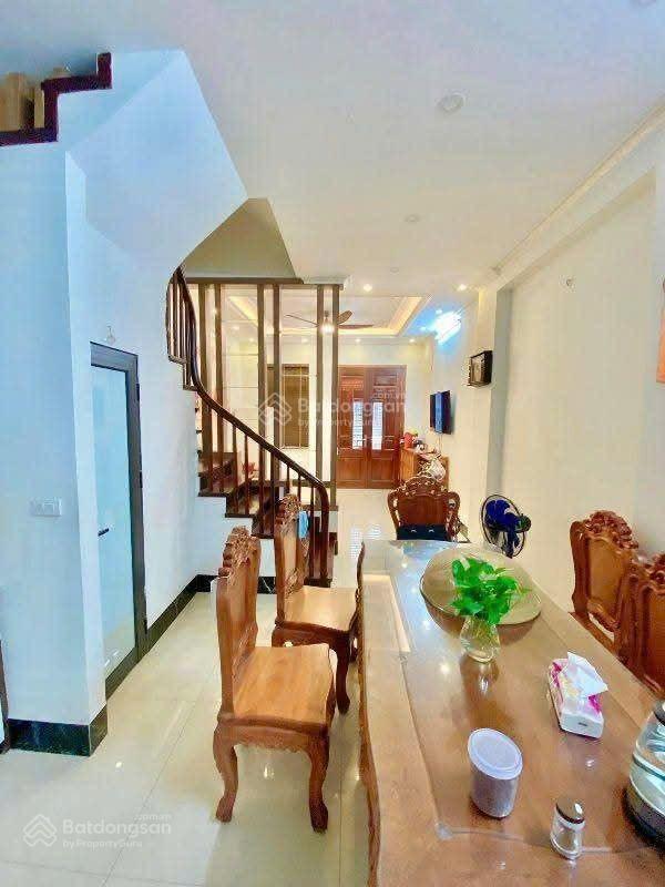 Chính chủ bán nhà riêng tại ngõ 3 nguyễn khánh toàn, quan hoa, cầu giấy, ngõ thông ôtô, kinh doanh.