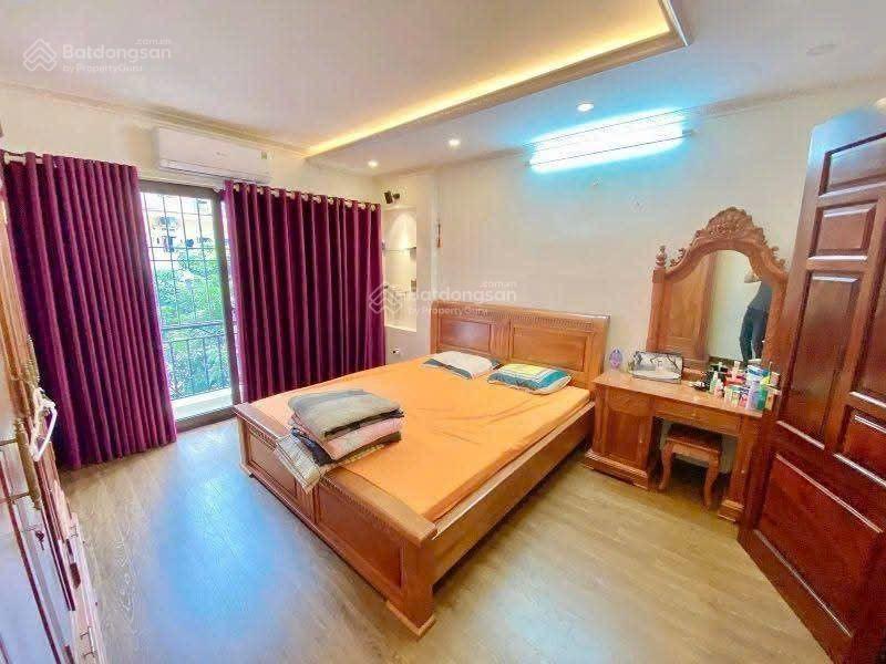 Chính chủ bán nhà riêng tại ngõ 3 nguyễn khánh toàn, quan hoa, cầu giấy, ngõ thông ôtô, kinh doanh.