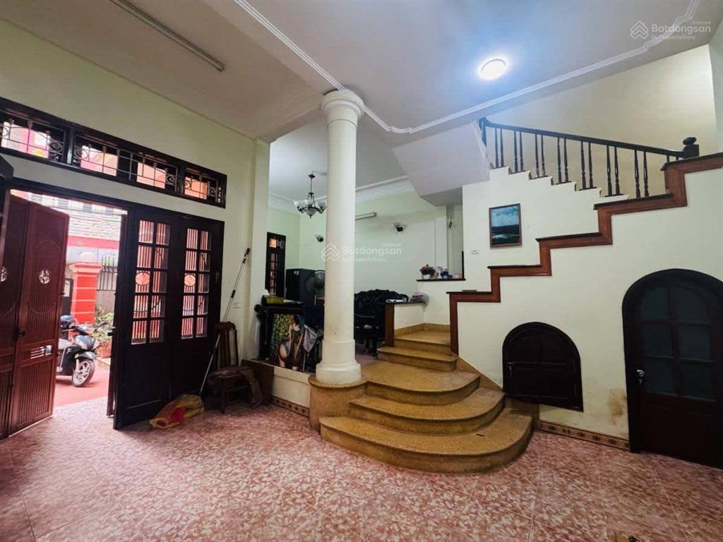 Siêu phẩm biệt thư tây hồ lạc long quân dt 120mx4 tầng, mt9.3m giá 33 tỷ ngõ thông ô tô kinh doanh