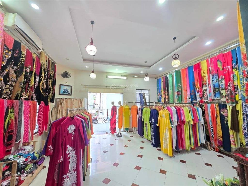 Vị trí đắc địa huỳnh thúc kháng tt đống đa lô góc 6 tầng thang máy dt 75m2, mt 16m giá 56tỷ ôtô kd
