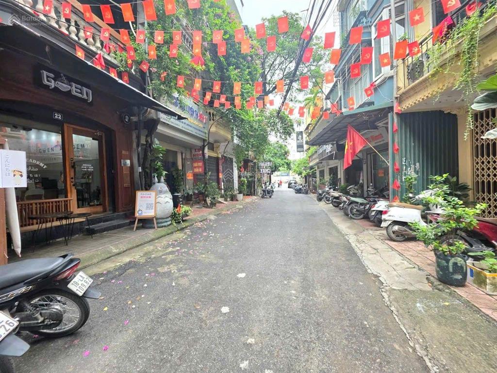 Chính chủ cho thuê nhà 5 tầng ngõ 36 đào tấn, ba đình giá 15.5 triệu, dt 60m, 6 ngủ, cách ôtô 10m