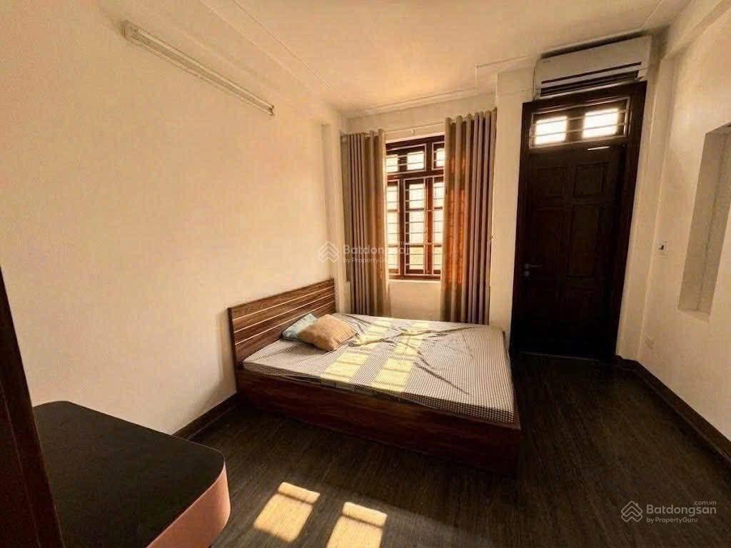 Chính chủ bán nhà ngõ 3 nguyễn khánh toàn, cầu giấy. dt sổ đỏ 37m, 5 tầng, mt 3,5m, giá 10.5 tỷ.