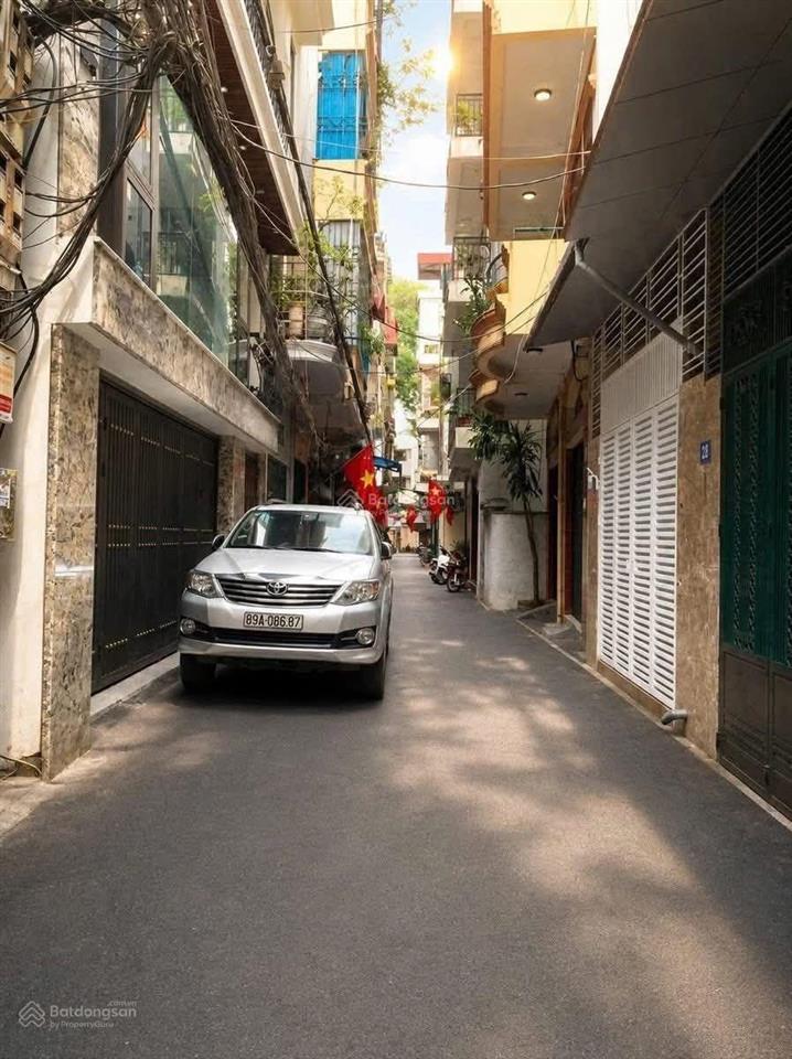 Chính chủ bán nhà ngõ 3 nguyễn khánh toàn, cầu giấy. dt sổ đỏ 37m, 5 tầng, mt 3,5m, giá 10.5 tỷ.