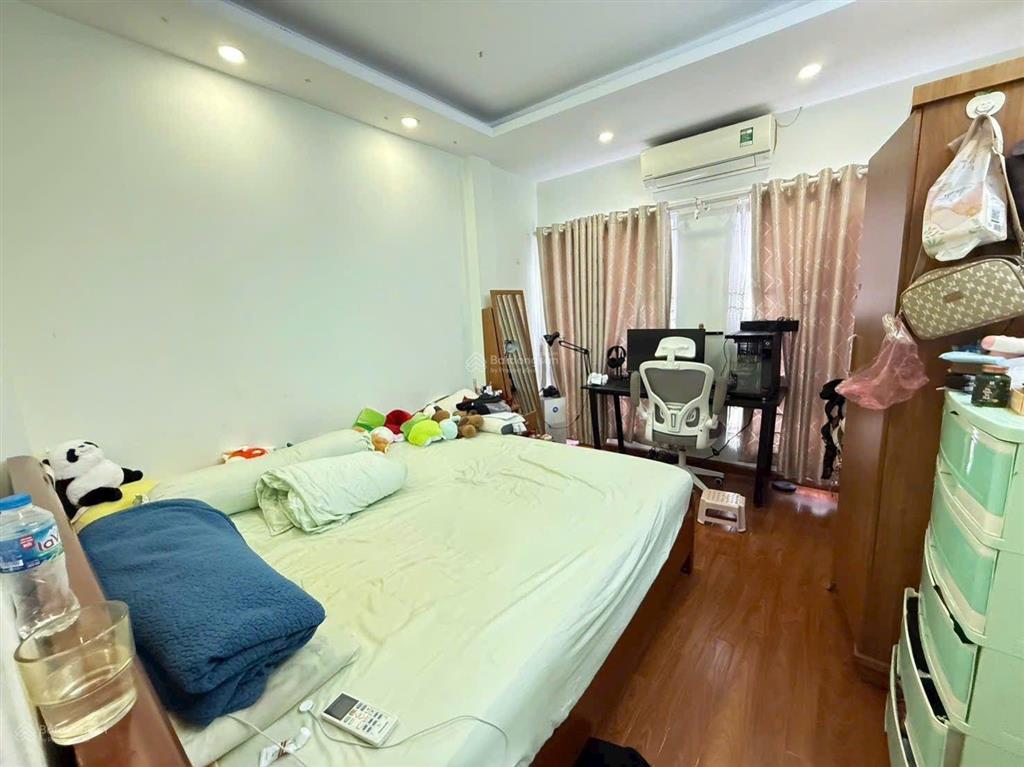 Giảm sốc chỉ 10.5 tỷ cần bán gấp căn nguyễn khánh toàn tt cầu giấydt40mx5t,mt3.8m ngõ thông ô tô kd