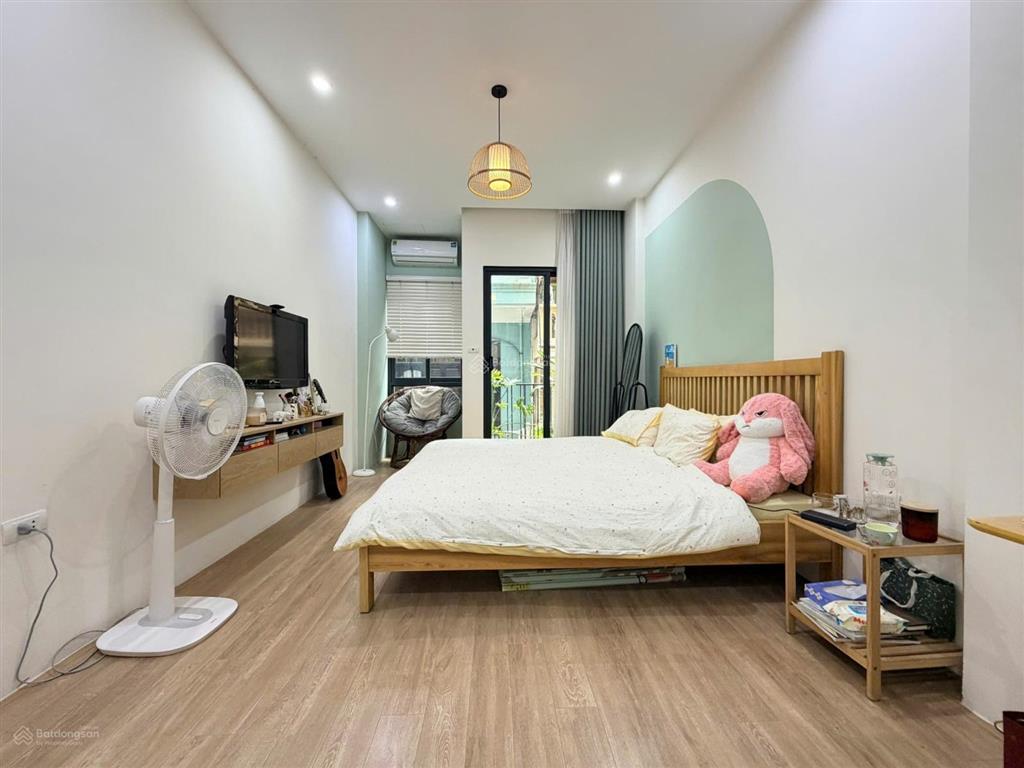 Bán nhà ngõ ô tô, thang máy gần hồ,cách phố 15m. nguyễn lân, thanh xuân. 45m2 6 tầng .15,38 tỷ