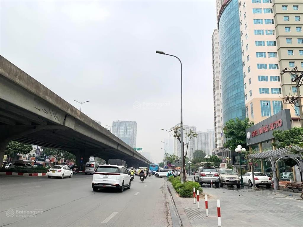 Bán chung cư rộng căn góc tòa a licogi 13 khuất duy tiến, thanh xuân. 142m2 3pn. 10,5 tỷ