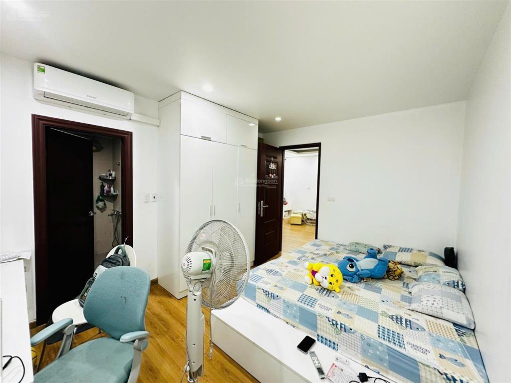 Bán chung cư cao cấp central point  219 trung kính, cầu giấy. 71m 2pn . 6,85 tỷ