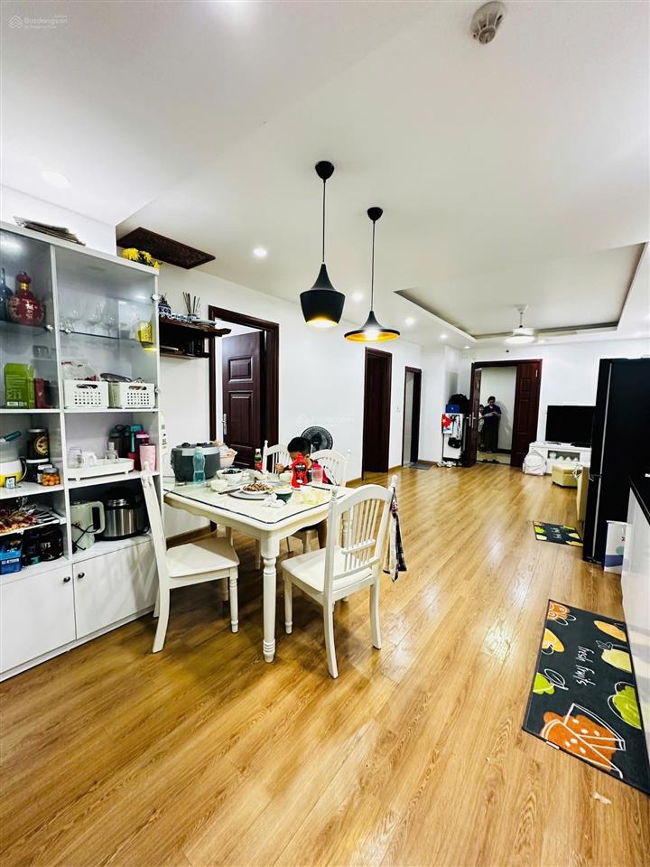 Bán chung cư cao cấp central point  219 trung kính, cầu giấy. 71m 2pn . 6,85 tỷ