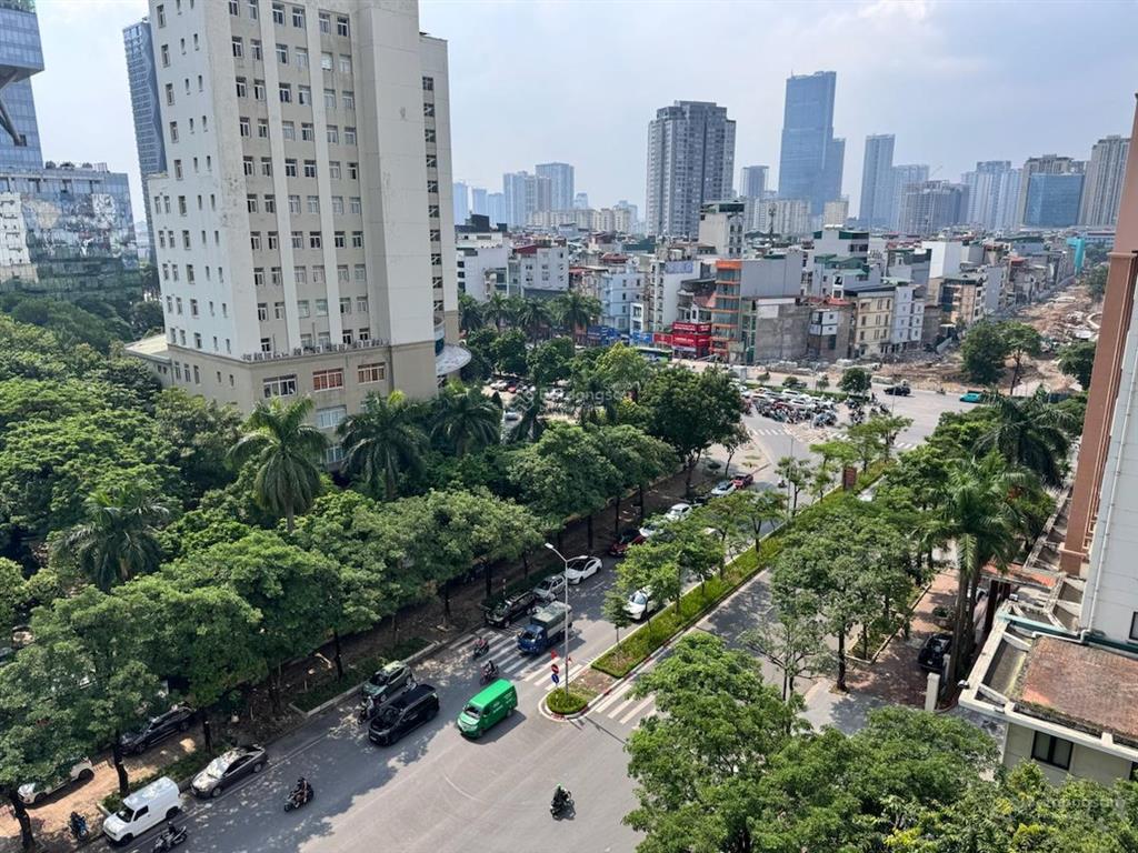 Bán chung cư cao cấp  căn góc , tòa 17t1 hoàng đạo thúy, cầu giấy. 160m  4pn. 14,5 tỷ