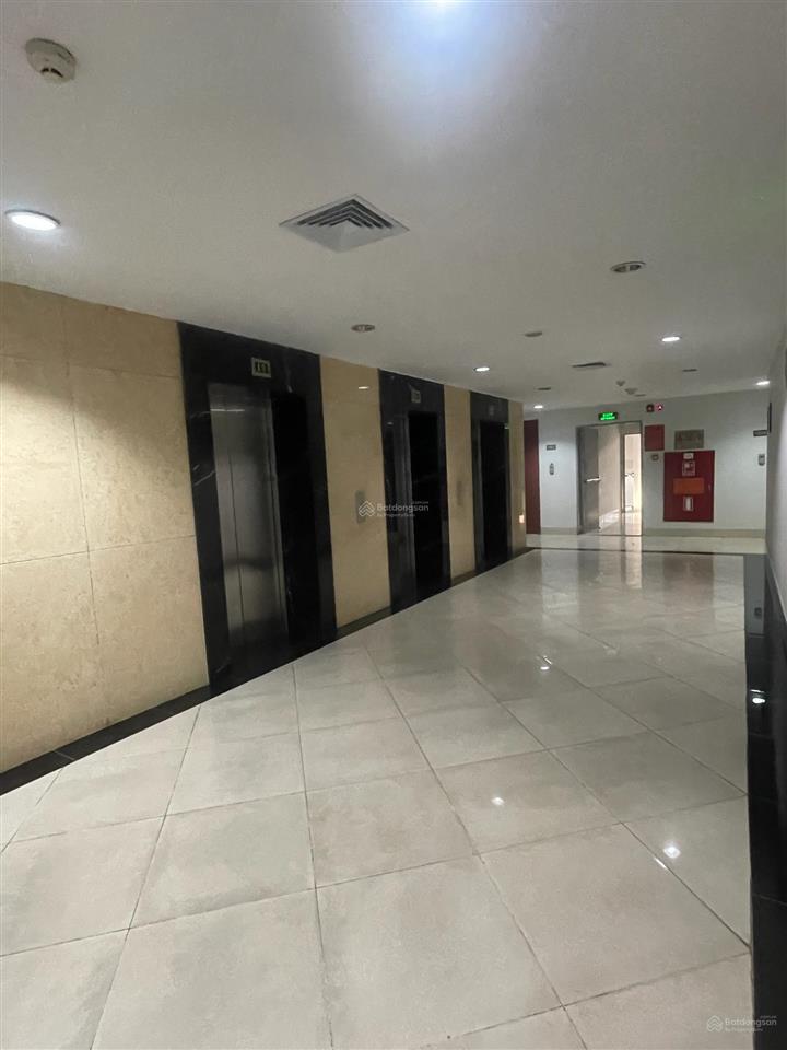Bán chung cư căn góc star tower (tháp ngôi sao) dương đình nghệ, cầu giấy. 165m2  4pn. 14,98 tỷ