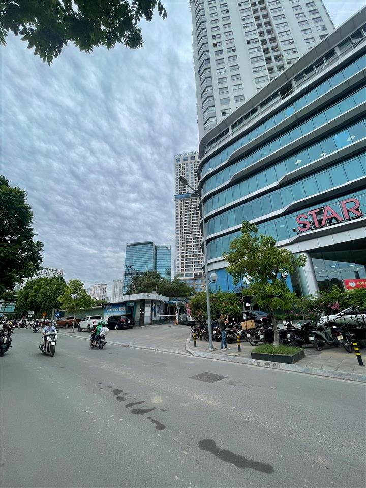 Bán chung cư căn góc star tower (tháp ngôi sao) dương đình nghệ, cầu giấy. 165m2  4pn. 14,98 tỷ