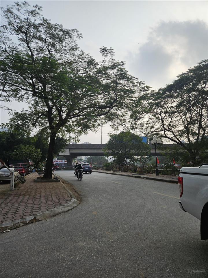 Chính chủ bán chung cư tòa x1, oct1 bắc linh đàm, hoàng mai. 50m2  2pn. 3,2 tỷ