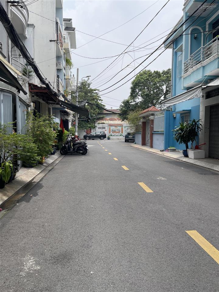 Bán nhà đường nhựa 8m thông, lũy bán bích, tân phú.