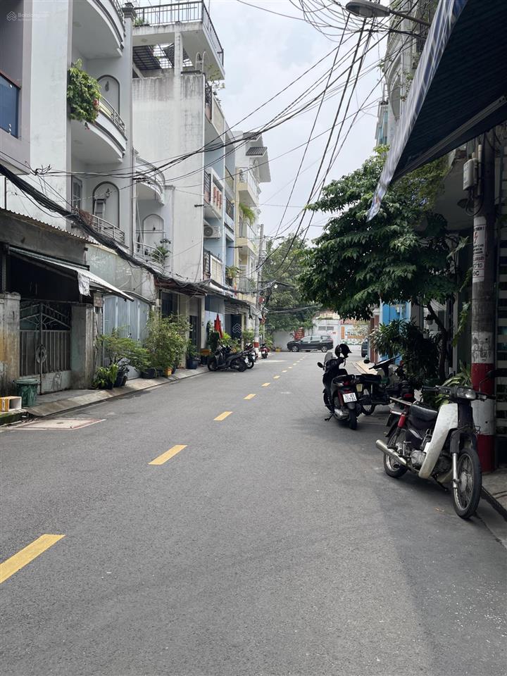 Bán nhà đường nhựa 8m thông, lũy bán bích, tân phú.
