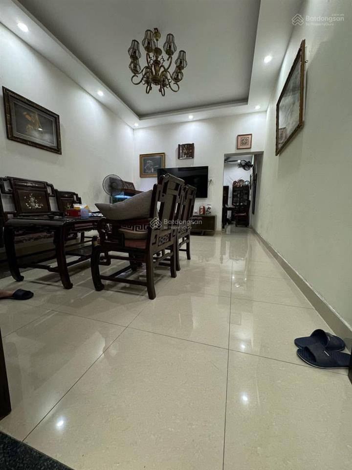 Bán gấp nhà phố giải phóng, phân lô, ô tô tránh, 72m2 4 tầng, giá 22.8 tỷ