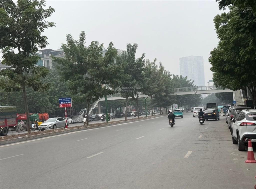 Siêu phẩm mặt phố nguyễn văn huyên, 2 mặt tiền, 300m2 x ngang 13m, giá 94.5 tỷ