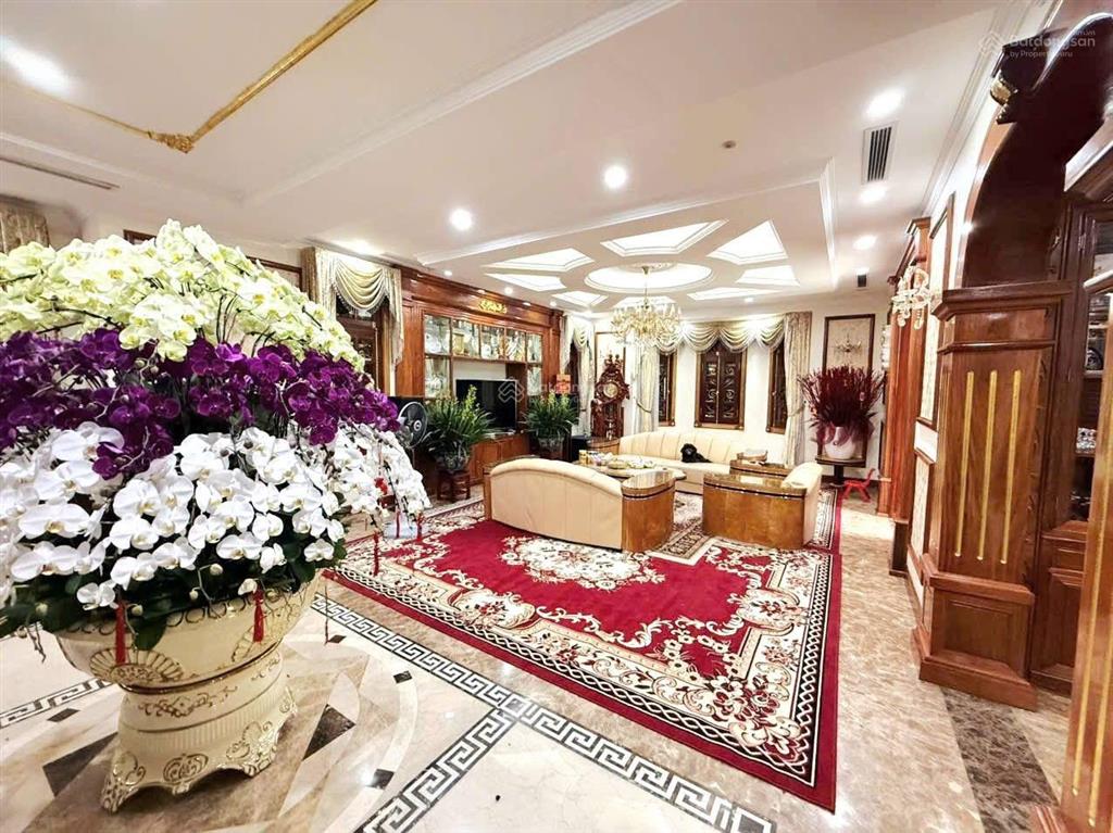 Bán biệt thự kđt dịch vọng  hoàng quán chi, 310m2 5 tầng, mt 15m, có hầm, thang máy, giá 91,5 tỷ