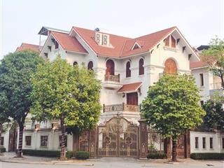 Bán biệt thự kđt dịch vọng  hoàng quán chi, 310m2 5 tầng, mt 15m, có hầm, thang máy, giá 91.5 tỷ