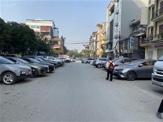 Nhà dân  mặt ngõ ô tô tải tránh  kinh doanh  ô chờ thang máy  sẵn ở ngay giang văn minh 88m